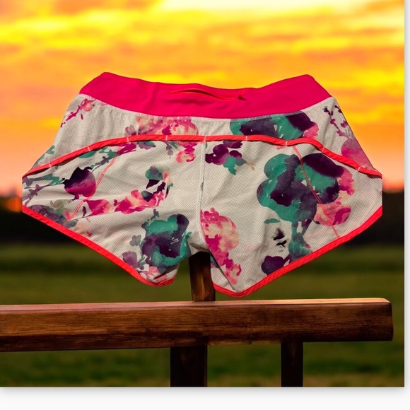 Lululemon Running Shorts And Matching Jacket Size 6 - Picture 4 of 5